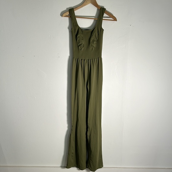 FP Movement Free People Good Karma Flare Onesie Army Green M/L - Picture 3 of 5